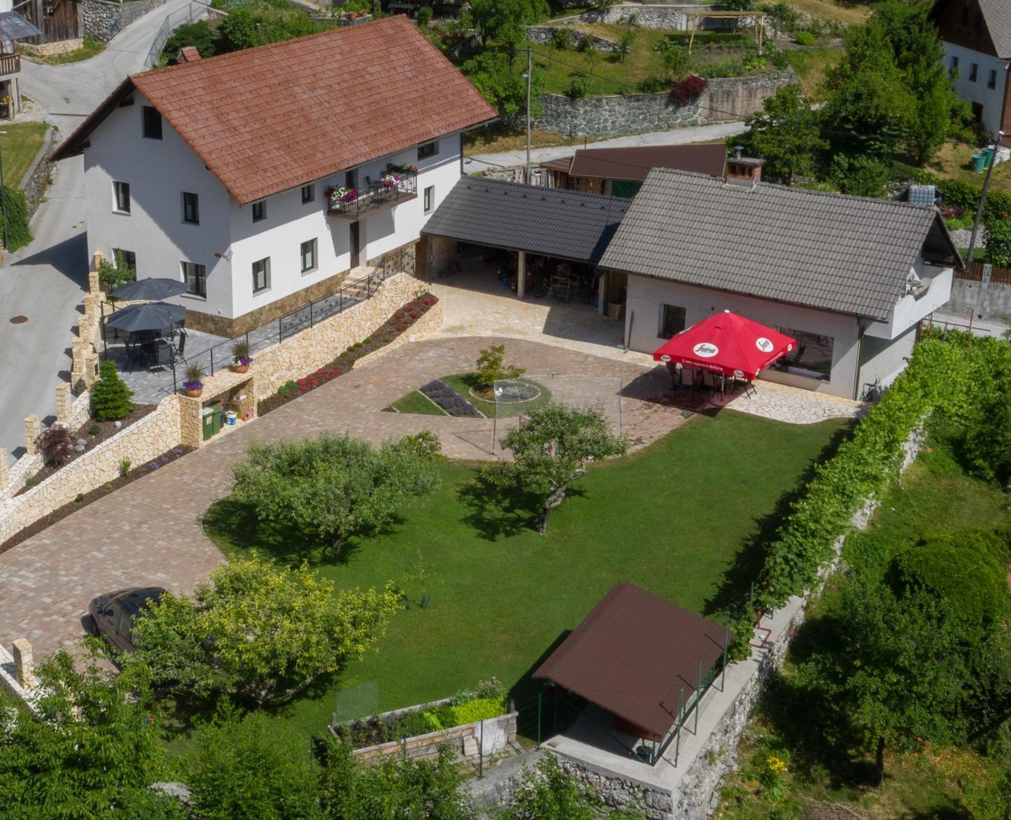 Apartmaji Pr'Pisk Bohinjska Bela Exterior photo